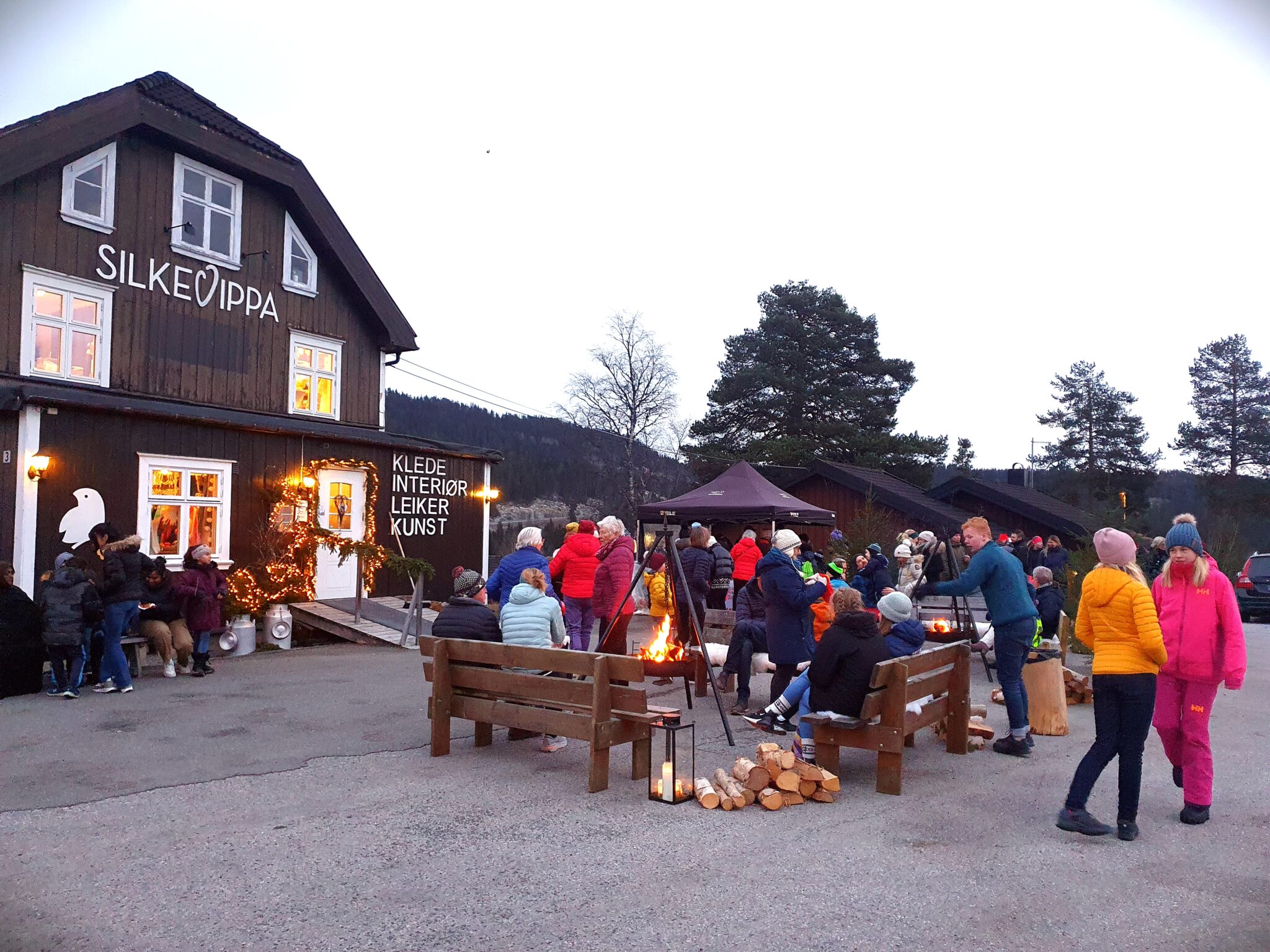 jolemarknad ved silkevippa